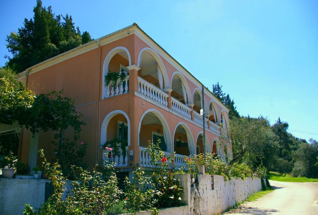 Angeliki Aparthotel Vitaládes Exterior foto